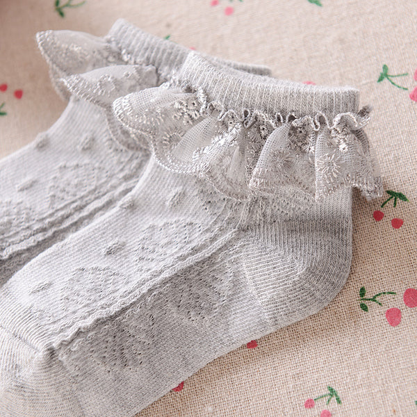 Retro Lace Ruffle Ankle Length Socks